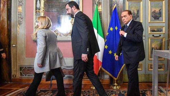 Secondo giro di consultazioni, Salvini: "Ora cadano i veti" | Di Maio: "Disposti a discutere, ma accordo solo con Lega"