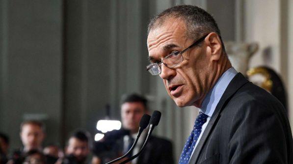 Incarico a Cottarelli: chiedo fiducia solo per legge bilancio, poi voto | Berlusconi: centrodestra unito alle urne