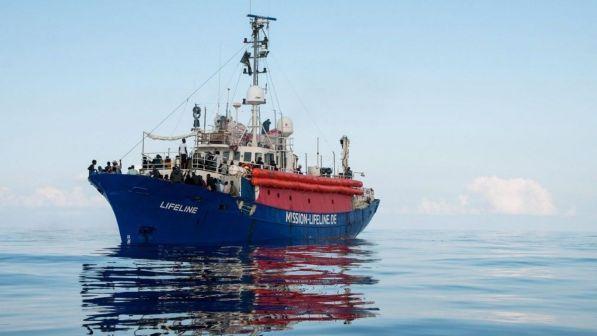 Migranti, la Francia all'Italia: "Bisogna creare i centri chiusi"