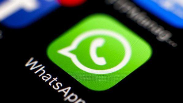 Arezzo, stop alle chat dei genitori: il Comune di Monte San Savino rifiuta i gruppi Whatsapp