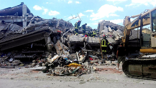 Centro Italia, nuova forte scossa terremoto: panico tra sfollati