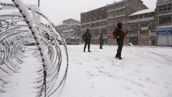 Maltempo India, valanghe in Kashmir: almeno 20 morti
