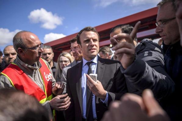 Macron, il suo numero di telefono finisce su Internet
