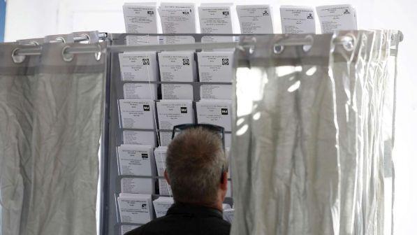 Exit poll elezioni Spagna: socialisti avanti, ultradestra per la prima volta in Parlamento