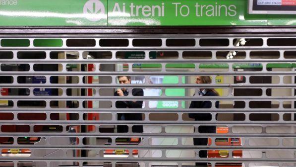 Sciopero trasporti, Garante: appello a revocare stop dei treni