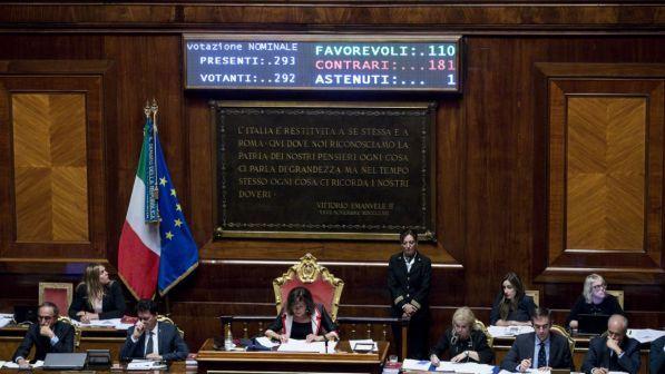 Tav, governo diviso in Senato: bocciata la mozione pentastellata | Un'ora di vertice tra Salvini e Conte