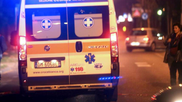 Incidenti stradali: auto contro moto, un morto a Tortona