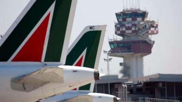 Palermo, l'Enac sospende nove dipendenti indagati per assenteismo