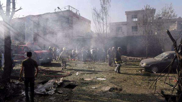 Afghanistan, esplosione in un mercato: almeno 4 morti e 14 feriti