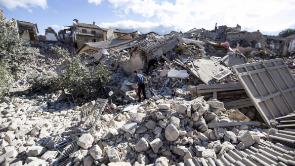 Sisma Amatrice, il sindaco: "Finora sono 204 i morti accertati"