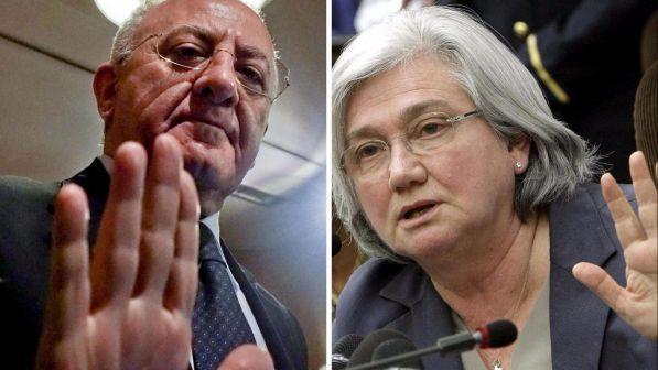 Vincenzo De Luca: "Mie parole presentate in quel modo erano inaccettabili, chiedo scusa a Rosy Bindi"