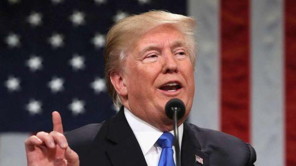 L'idea di Trump contro la violenza: censurare videogiochi e film