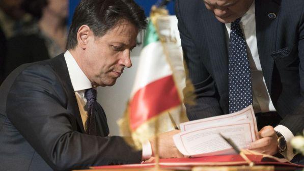 Conte: "Il no della Lega a von der Leyen mette a rischio la nostra poltrona Ue" | "Sulla manovra solo governo può parlare"