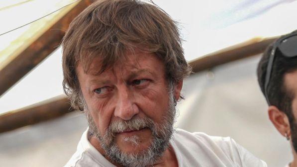 Migranti, missione Mare Jonio: indagato Luca Casarini