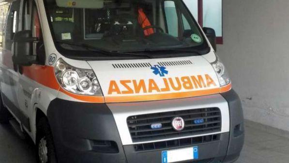 Frontale tra due auto nel Piacentino: gravi due bambine