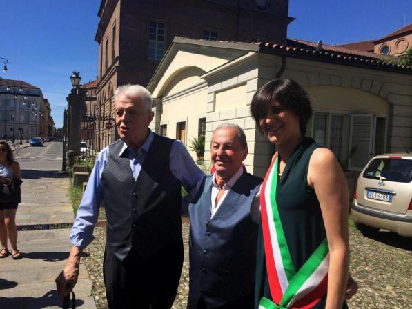 Torino, sindaco unisce civilmente Franco e Gianni: insieme da 50 anni