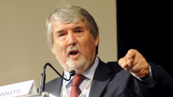 Poletti: "Polemiche strumentali, mai sminuito ruolo dei curricula"