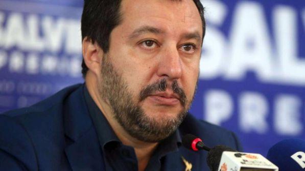 Lega, Salvini: "Via 'nord' dal simbolo, anche il partito è concorde"