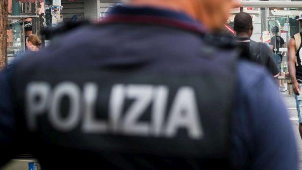 Guerra tra clan, "stesa" a Napoli: spari contro le finestre di una casa