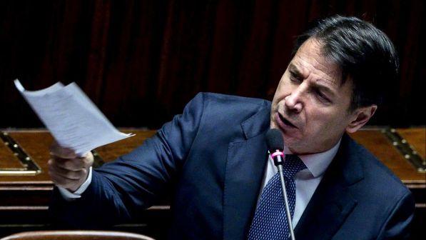 Conte: "Trattative con l'Ue? La Manovra si fa in Italia"