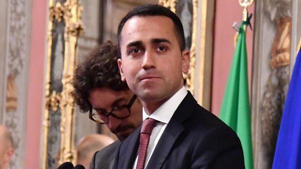 Di Maio ai parlamentari M5s: "Chiuso con la Lega, abbiamo dignità"