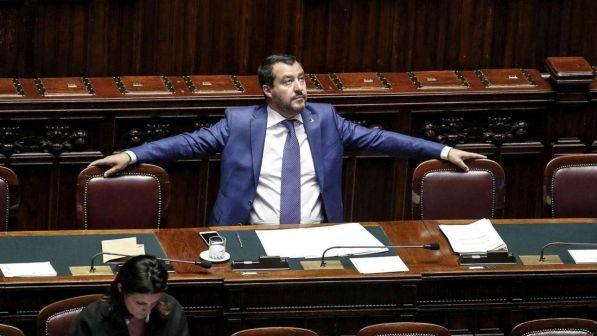 Manovra, Salvini: "Juncker e Moscovici hanno rovinato Ue e Italia"