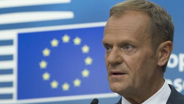 Dazi Usa, Tusk: "Prepararsi anche a scenario in cui Ue è sola"