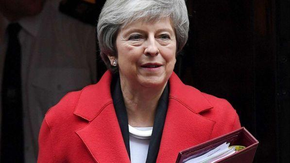 Brexit, Theresa May parla alla nazione: "Il rinvio è un grande rammarico per me"