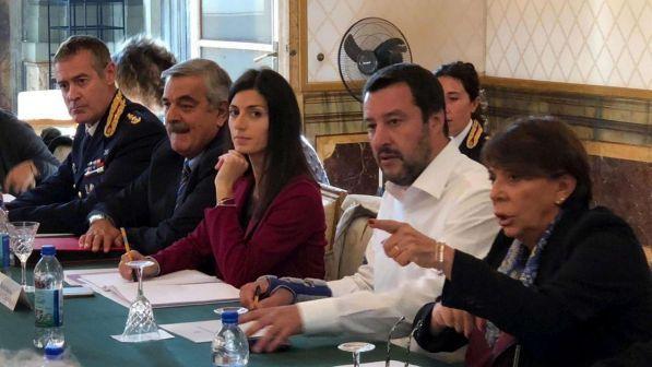Nuovo scontro sul debito, Lega: "Stralciare norma 'salva Roma'" | M5s: "No ricatti, provvedimento è per l'Italia"