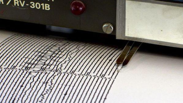 Nuova forte scossa di terremoto in Albania: magnitudi 4.9
