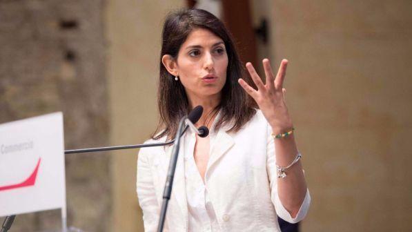 Roma, Fico: "Da Raggi cambiamenti profondi, non una mano di bianco"