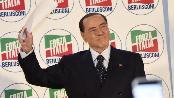 Berlusconi:De Benedetti con mani in marmellata,io sarei già in croce