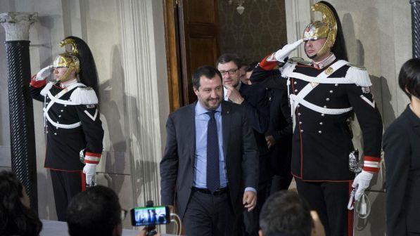 Governo, Salvini: "Lunedì si chiude o parola a Mattarella"