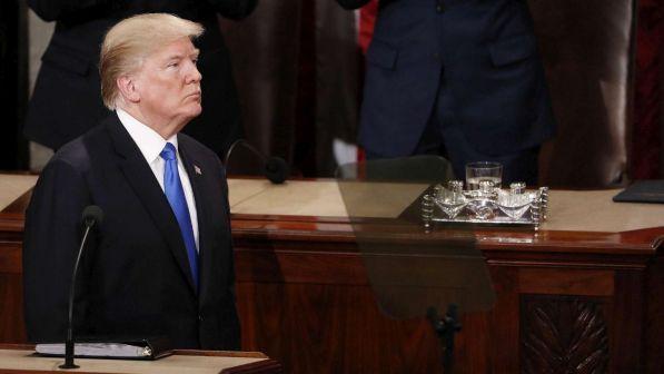 Usa, prima condanna nel Russiagate: 14 giorni a ex assistente Trump