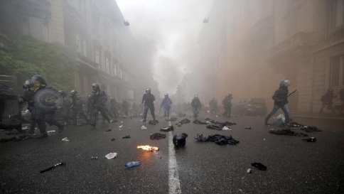 milano noexpo disordini