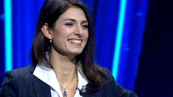 Roma, Raggi: "Via libera all'acquisto di 600 nuovi bus in tre anni"
