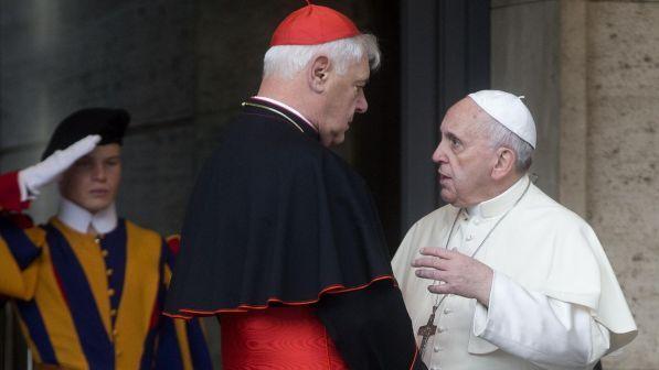 Svolta all'ex Sant'Uffizio, il Papa sostituisce il conservatore Muller