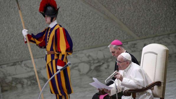 Pedofilia, Papa Francesco: "Nessun abuso deve essere mai più coperto"