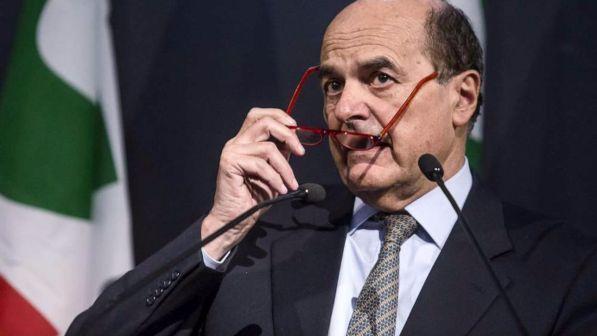 Sfiducia a Lotti, Bersani: "Valuteremo al momento"