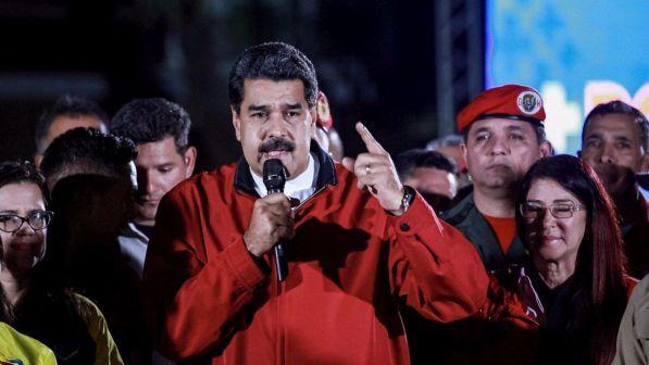Trump ordina sanzioni contro dittatura di Maduro: "Non staremo fermi mentre il Venezuela si sgretola"