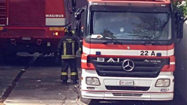 Varese, imbarcazione esplode in un cantiere navale: quattro ustionati