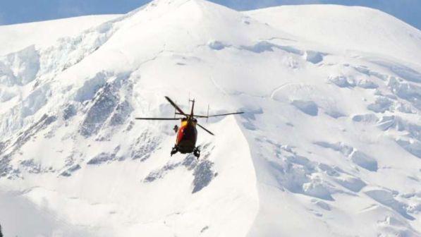 Due alpinisti francesi morti sul Monte Bianco precipitando da parete