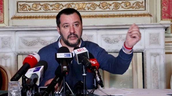 Terrorismo, 30 nomi di latitanti sul tavolo del vicepremier Salvini