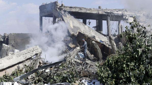 Siria, Amnesty: 1.600 civili uccisi a Raqqa dalla coalizione Usa