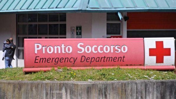 Napoli, dottoressa picchiata: pugni in faccia ma non ho paura