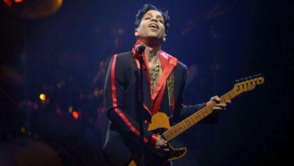 Prince, un festival di quattro giorni per l'anniversario della morte