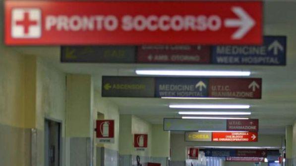 Pisa, cade dalle braccia del padre: bimbo di due mesi muore in ospedale