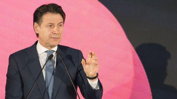Governo, il premier Conte: non faremo rimpasti, avanti per tutta legislatura