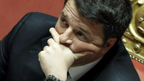 Migranti, Renzi contro l'asse Francia-Germania: "Da soli non ce la fate"