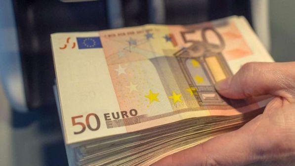 Bari, tangente da 3mila euro: arrestato dirigente del Policlinico